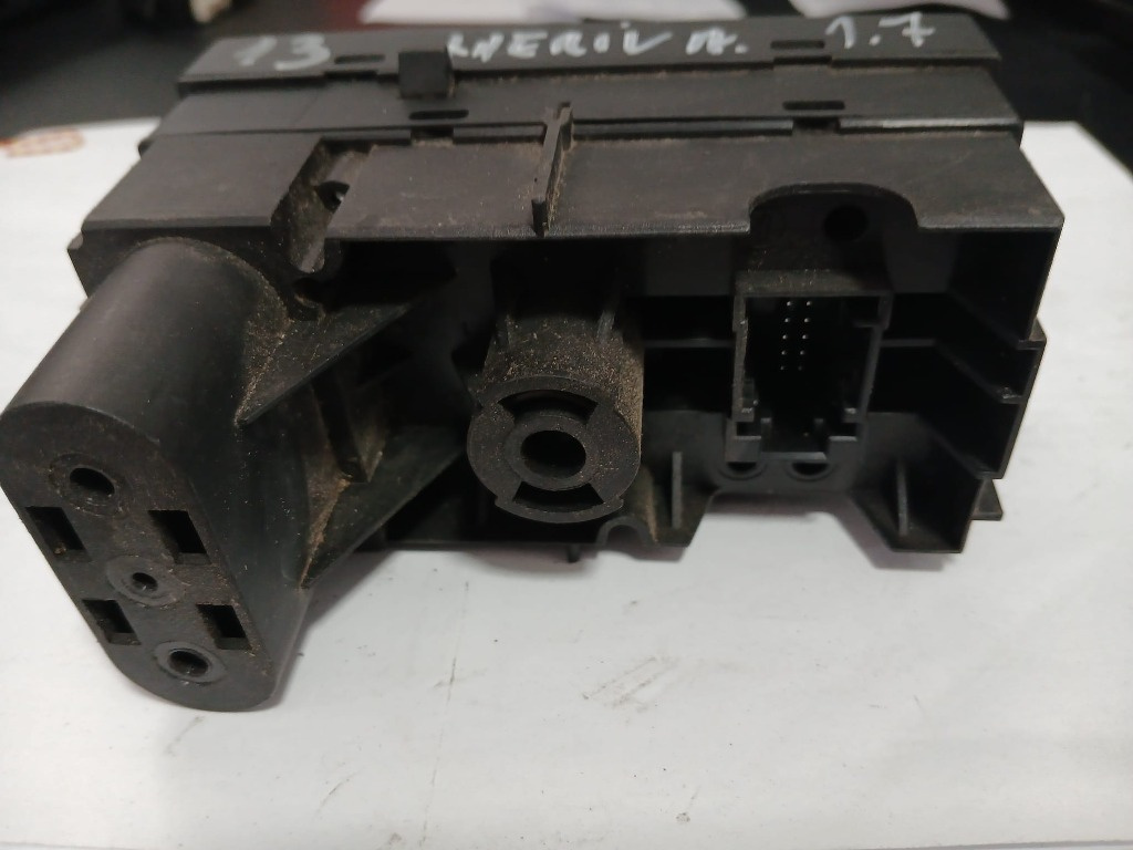 BLOC LUMINI OPEL MERIVA DIN 2004