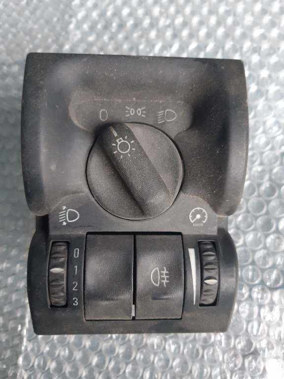 Bloc lumini OPEL VECTRA B,modelul fără proiectoare,cod:90504970/53142801