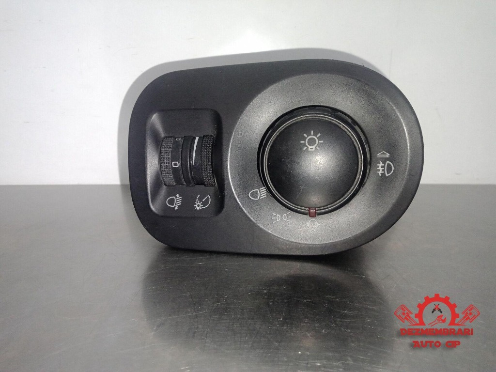 Bloc lumini Seat Altea 1.9 TDI BXE 2006 5P1941431BR