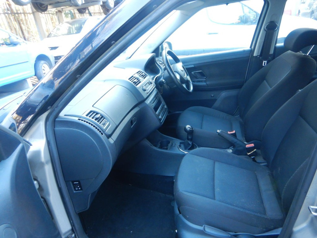 Bloc lumini Skoda Fabia 2 2012 BREAK 1.6 TDI CAYC