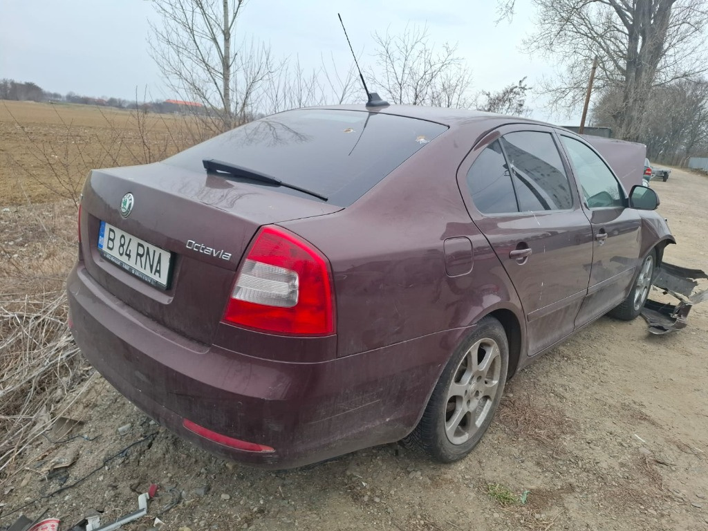 Bloc lumini Skoda Octavia 2 2010 berlina 1.6 tdi CAYC