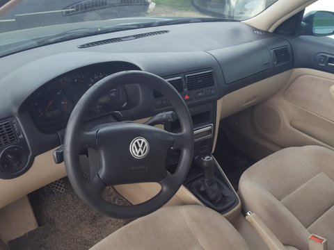 Bloc lumini Volkswagen Golf 4 2000