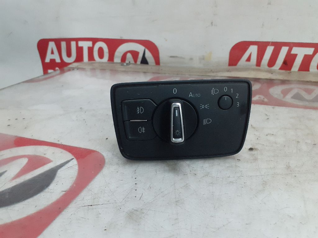 BLOC LUMINI VOLKSWAGEN PASSAT B8 2015 OEM:3G0941633.