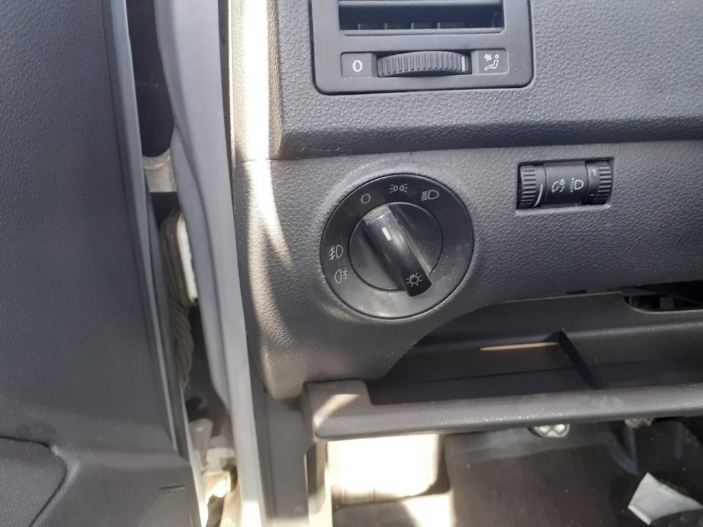 Bloc lumini Volkswagen Polo 9N MK4 2002-2010 1.4