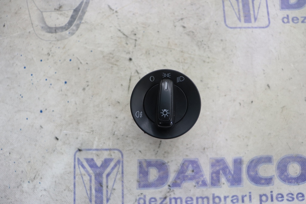 BLOC LUMINI VOLKSWAGEN UP AN 2013 6R0941531B