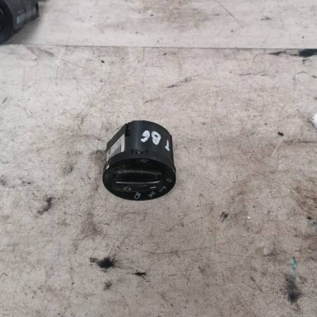 Bloc lumini VW Passat B6 1K0941431AS