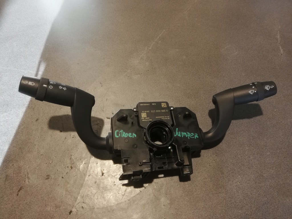 Bloc manete volan Citroen Jumper an 2019 2020 2021 cod 1394861080
