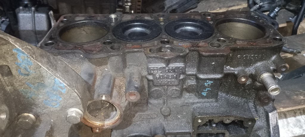 Bloc motor ambielat audi a4 b8 caga cag 140 cp 03L021A