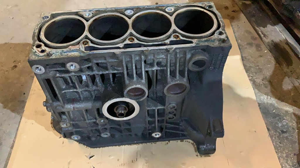 Bloc motor gol VW SEAT AXP 1,4 16v cod 030103019B