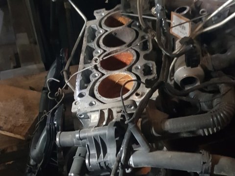 Bloc motor Peugeot 206 1.6HDI