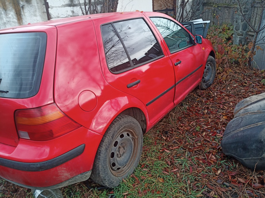 Bloc motor Volkswagen Golf 4 2002 Hatchback 1,4