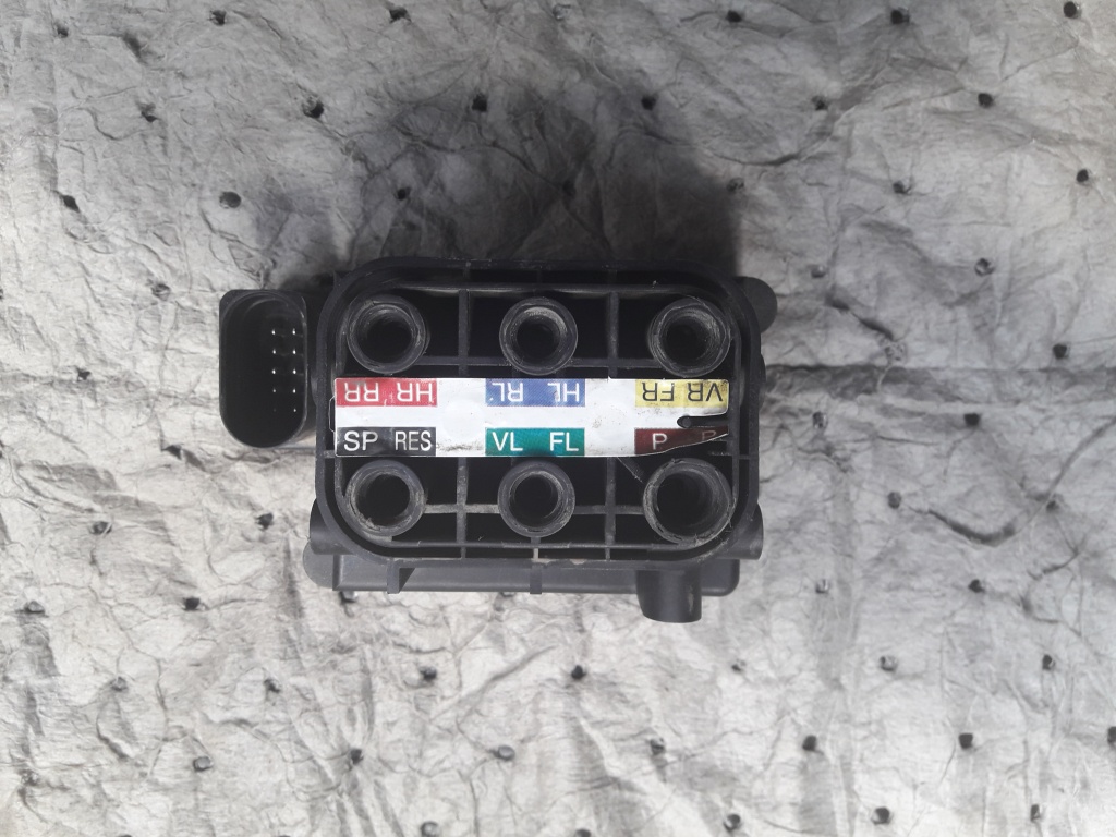 Bloc valve airmatic Mercedes ML W164