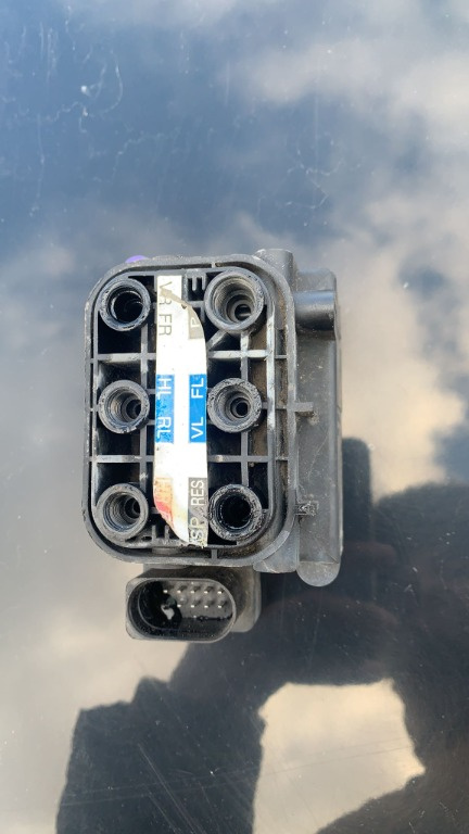 Bloc valve Mercedes GL 320 X164 3.0 CDI 