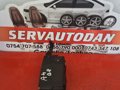 Blocator volan Audi A4 B8 2.0 Motorina 2012, 8K0905852D