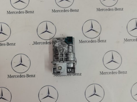 Blocator Volan Mercedes C CLASS W204 Cod A2045458132