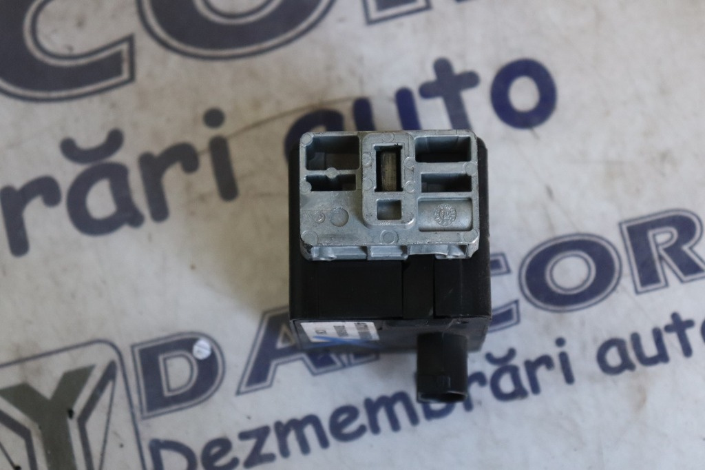 BLOCATOR VOLAN RENAULT LAGUNA 3 AN : 2010 487000006R