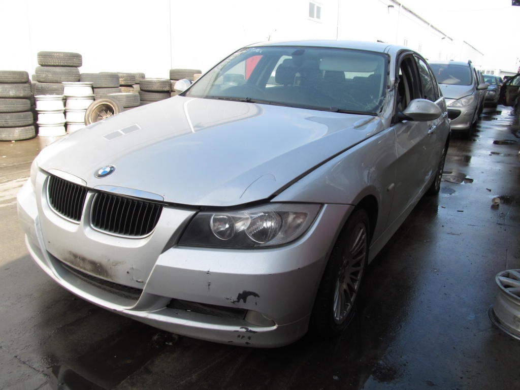 BMW 318i din 2006