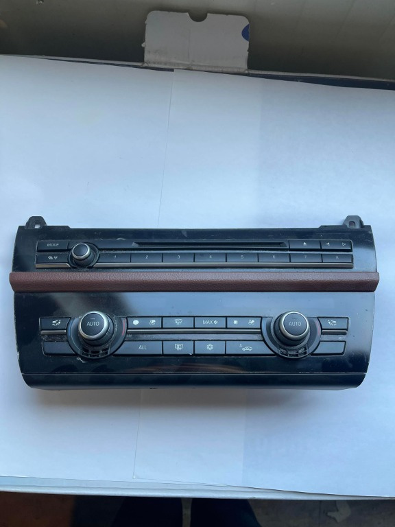 BMW 5-series F10 F11 Radio and Climate Control Panel 9263747