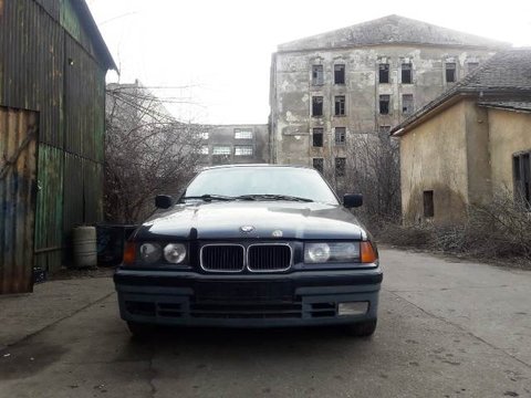 BMW E36 318i 1.8i M40 1993; Sedan