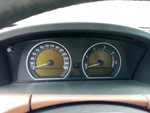 BMW seria 7 730D E65 ceas bord