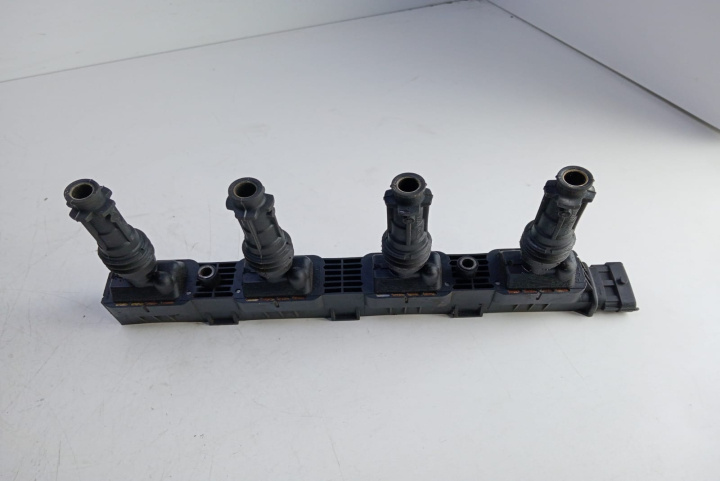 Bobina inductie 0221503015 Opel Corsa C 