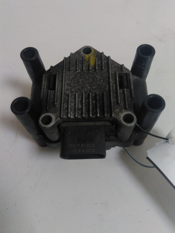Bobina inductie Skoda Fabia 2 an 2010 CBZ , 66 kW / 90 CP 1197 cmc / 1.2 l BENZINA cod piesa 032905106E