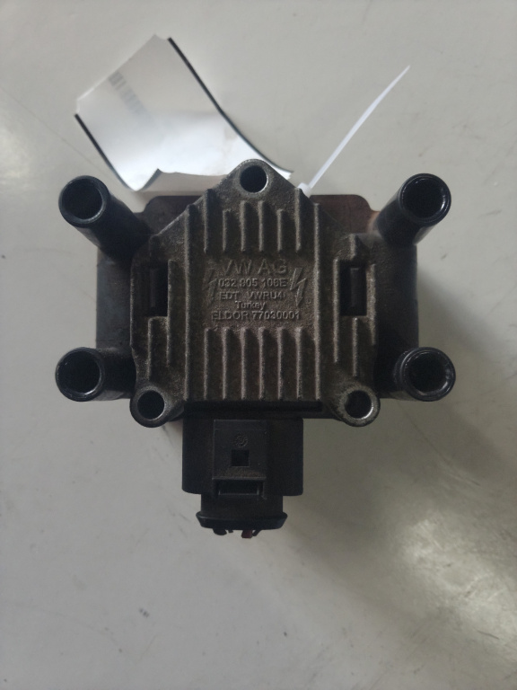 Bobina inductie Skoda Fabia 2 an 2010 CBZ , 66 kW / 90 CP 1197 cmc / 1.2 l BENZINA cod piesa 032905106E