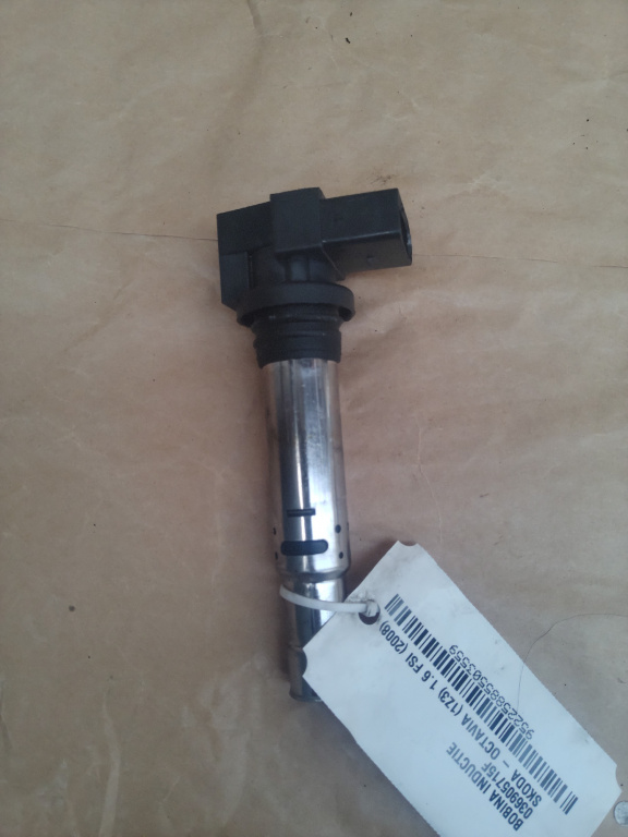 Bobina inductie Skoda Octavia (1z3) 1.6 Fsi an 2008 BLF cod piesa 036905715F