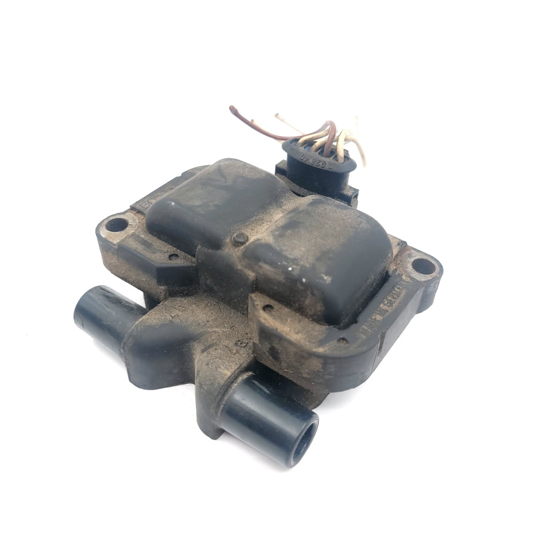 Bobina Smart FORTWO (450) 1998 - 2007 Benzina A0001587703, A 000 158 77 03, 0001587703, 0003100V005, 000 3100 V005, 03T083, 0221503022, 0 221 503 022, ZS0008