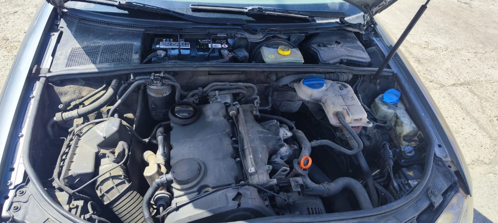 Borna baterie Audi A4 B7 2.0 TDI cod motor BRE 140