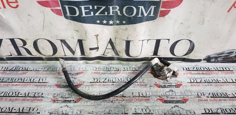 Borna baterie (plus) BMW seria 1 E87 LCI 123d N47S cod 7618677