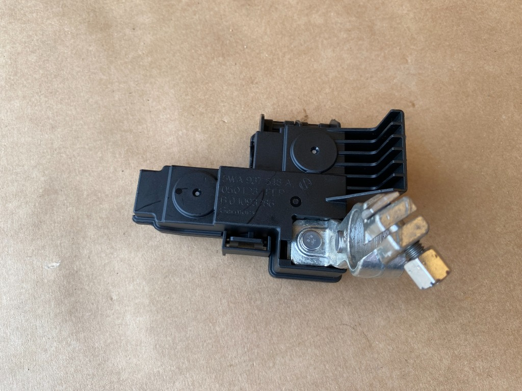 Borna baterie VW Caddy Ford Tourneo Connect 2023 5WA937548A 5WA 937 548 A la 0 km