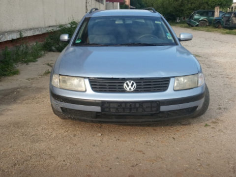 Borna minus Volkswagen Passat B5 [1996 - 2000] wagon 1.6 MT (101 hp)