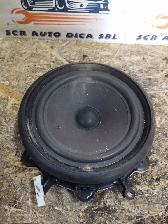 Boxa audi a4 b7 dreapta față