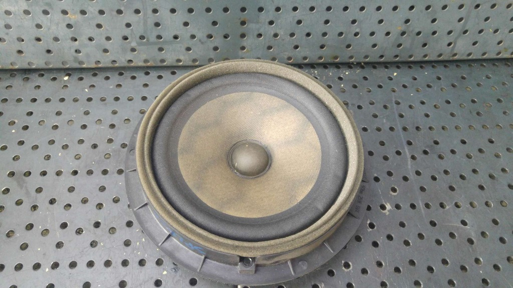 Boxa audio dreapta fata suzuki splash