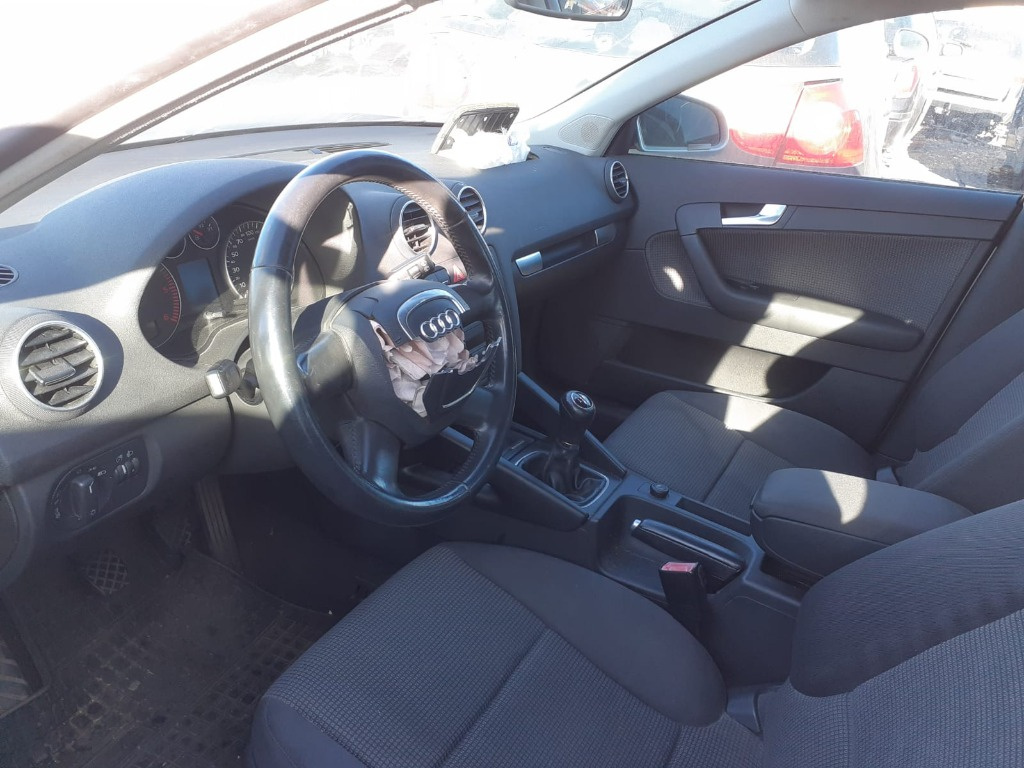 Boxa auto Audi A3 8P 2006 1.9 TDI BKC 77 KW
