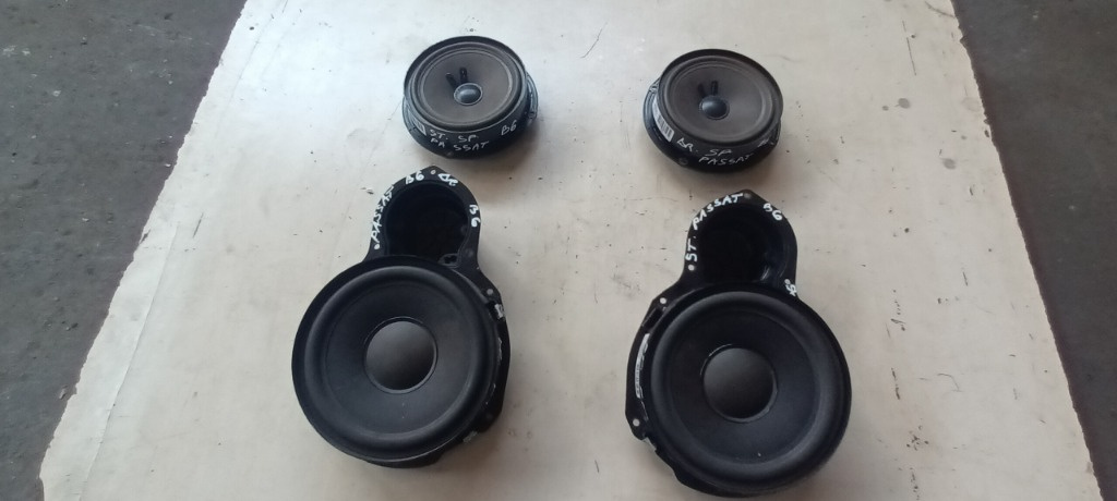 Boxa Auto Difuzor audio VW Passat B6 / 2005 - 2010