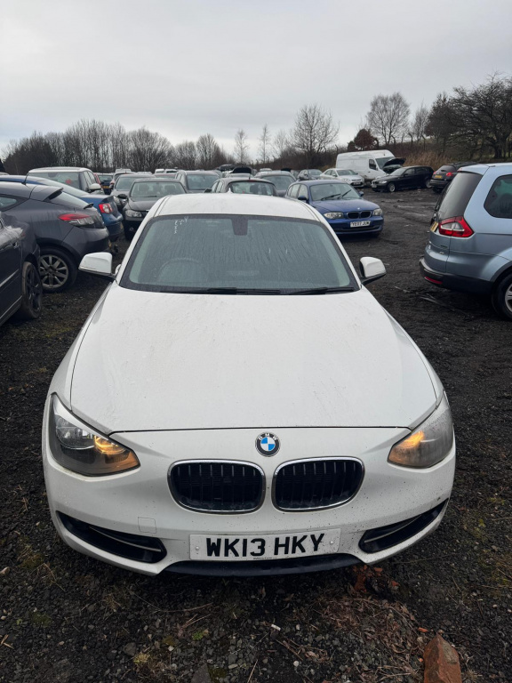 BOXA BMW SERIA 1 F20 2013 ALB HATCHBACK (id: 911)