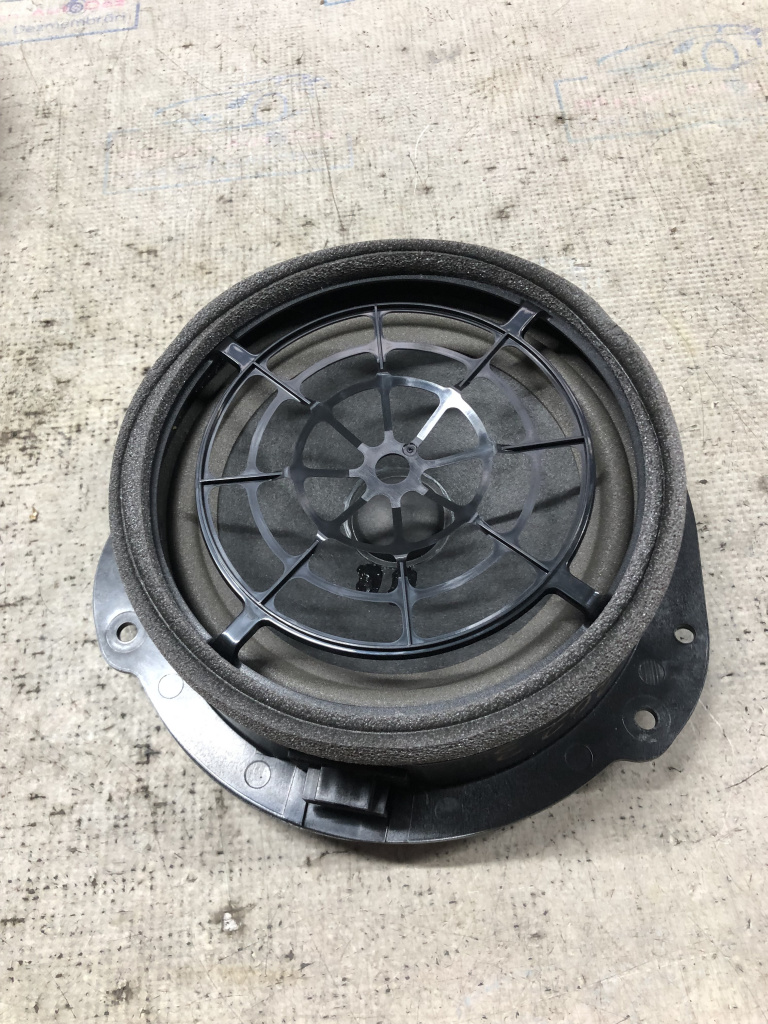 Boxa dreapta spate Audi A4 B9 - Motorina 2023, 8W5035411