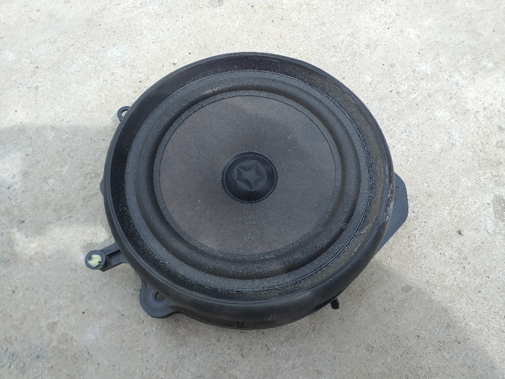 Boxa Fata Audi A4 B6