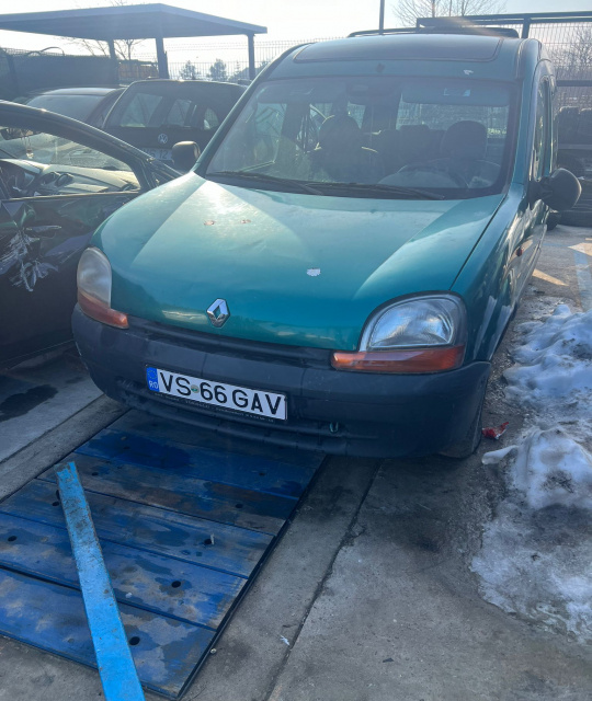 Boxa fata dreapta Renault Kangoo [facelift] [2003 - 2009] Passenger minivan 1.2 MT (75 hp) volan stanga