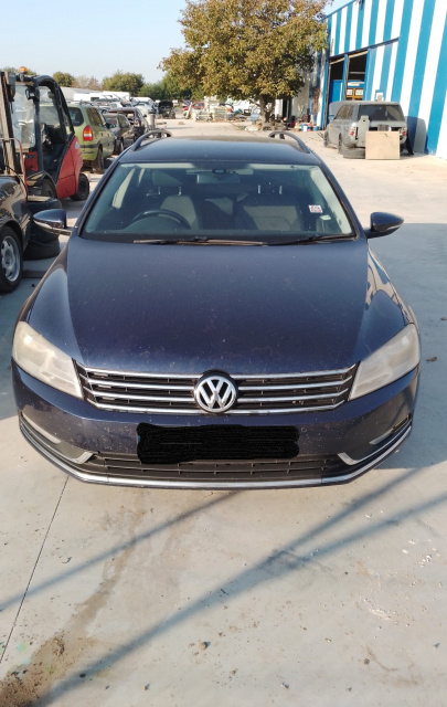 Boxa fata dreapta Volkswagen VW Passat B7 [2010 - 