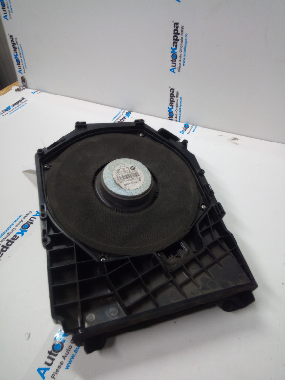 Boxa fata stanga (2003-2007) Bmw Seria 1-e81,e87 ,s3-e90 an 2006 cod piesa 65139143233,65136954871