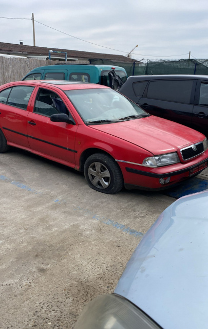 Boxa fata stanga Skoda Octavia [1996 - 2000] Liftback 5-usi 1.6 MT (75 hp) volan stanga ⭐⭐⭐⭐⭐