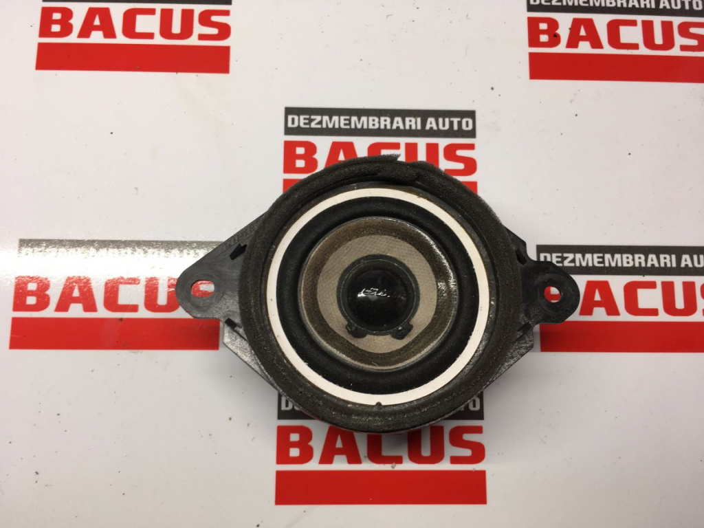 Boxa Mazda 3 cod: 352616 3010