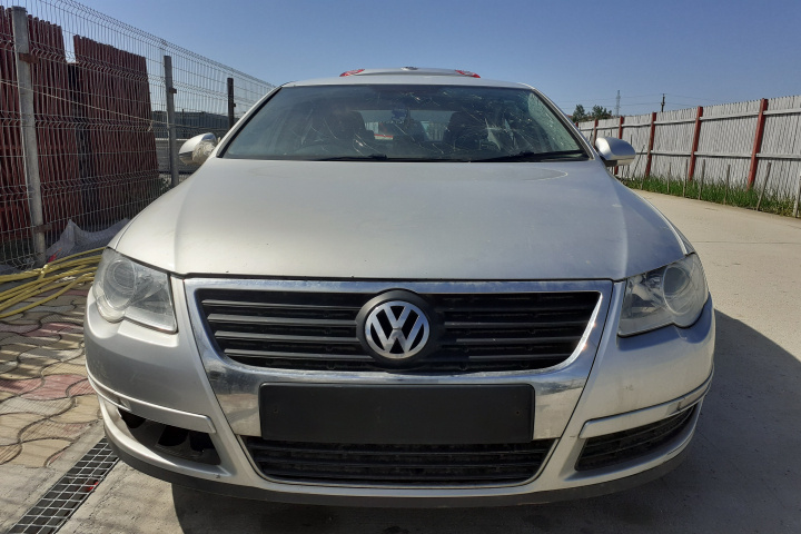 Boxa spate dreapta Volkswagen Passat B6 [2005 - 2010] Sedan 4-usi 2.0 TDI DSG (140 hp) R Line TDI