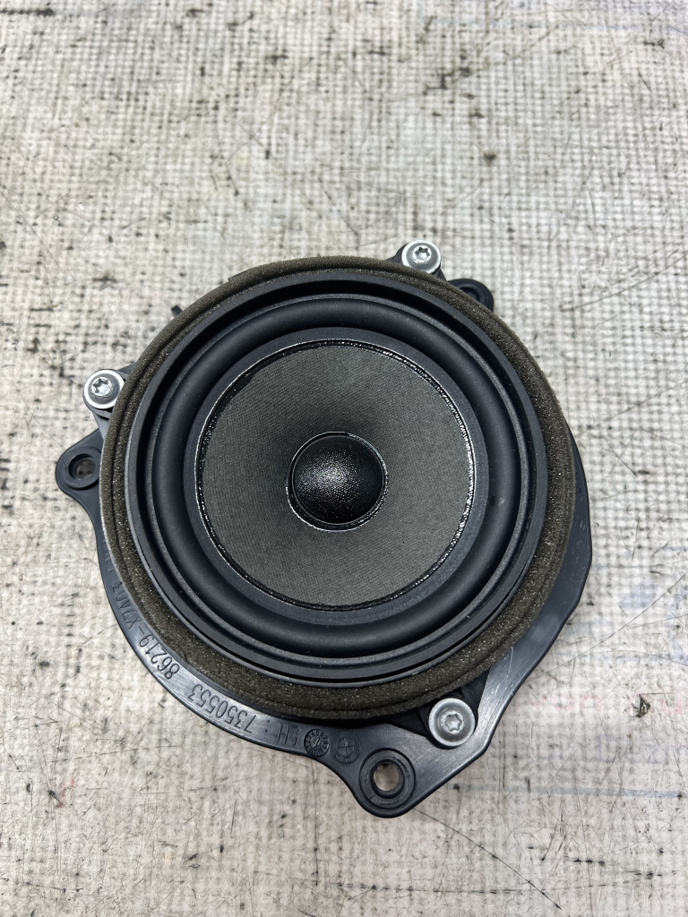 Boxa stanga fata BMW X1 F48 2.0 Motorina 2016, 927470003