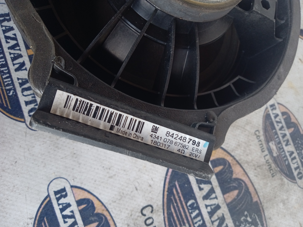 Boxa stanga spate Opel Crossland X, 8424