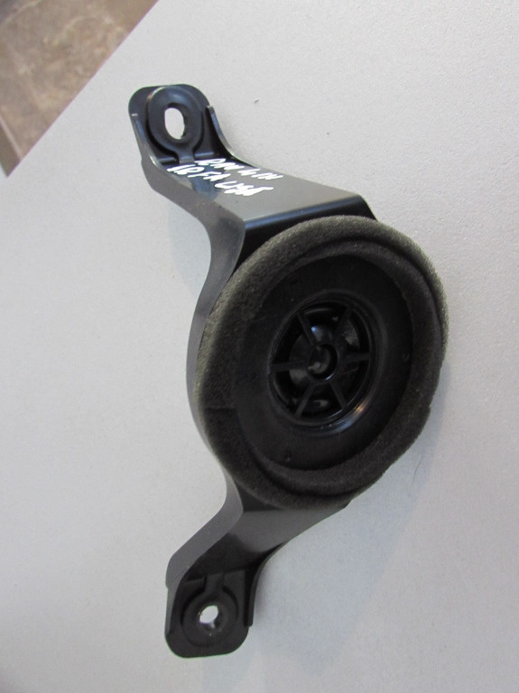 Boxa tweeter usa dreapta fata Toyota Rav 4 III 200