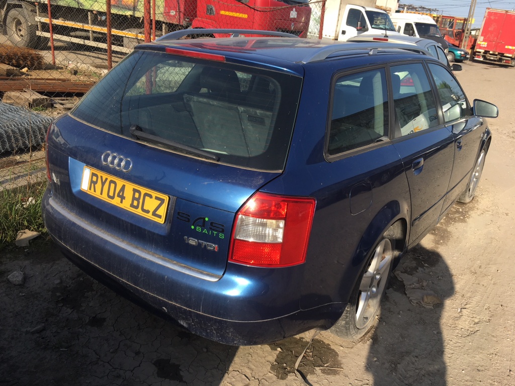 Boxe Audi A4 B6 2004 AVANT 1.9 TDI